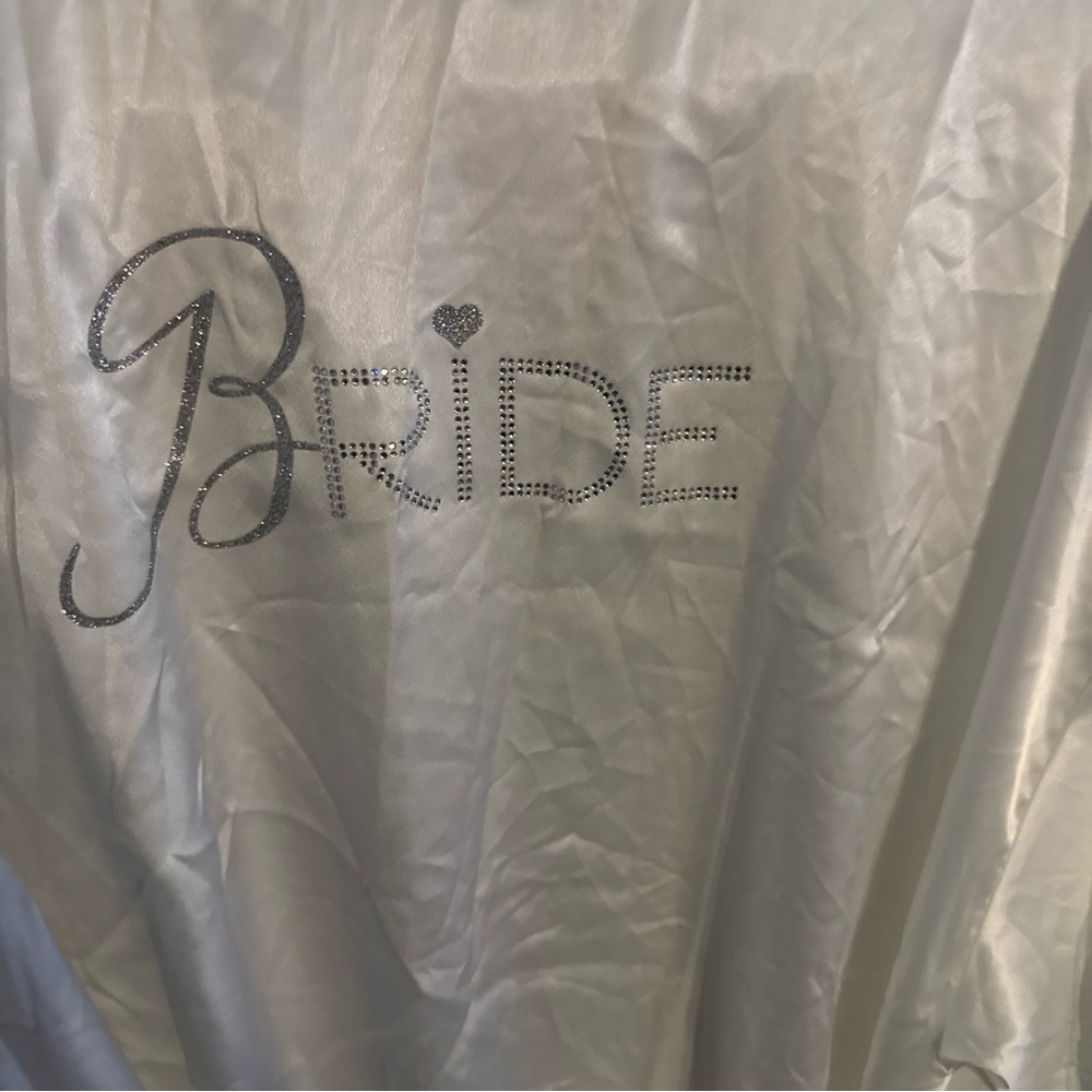 Victoria's Secret White Satin Bride Robe w/ Rhinestones One Size